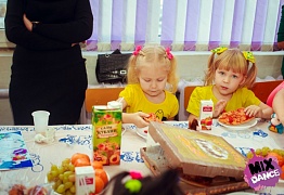 Новогодний утренник для самых маленьких