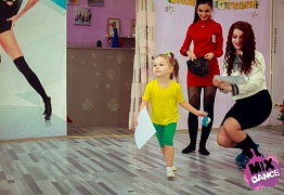 Новогодний утренник для самых маленьких