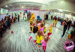 Новогодний утренник для самых маленьких