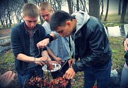 Шашлыки 1 мая 2013