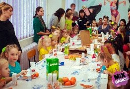 Новогодний утренник для самых маленьких