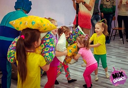 Новогодний утренник для самых маленьких