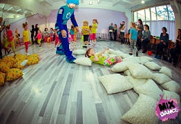 Новогодний утренник для самых маленьких