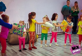 Новогодний утренник для самых маленьких